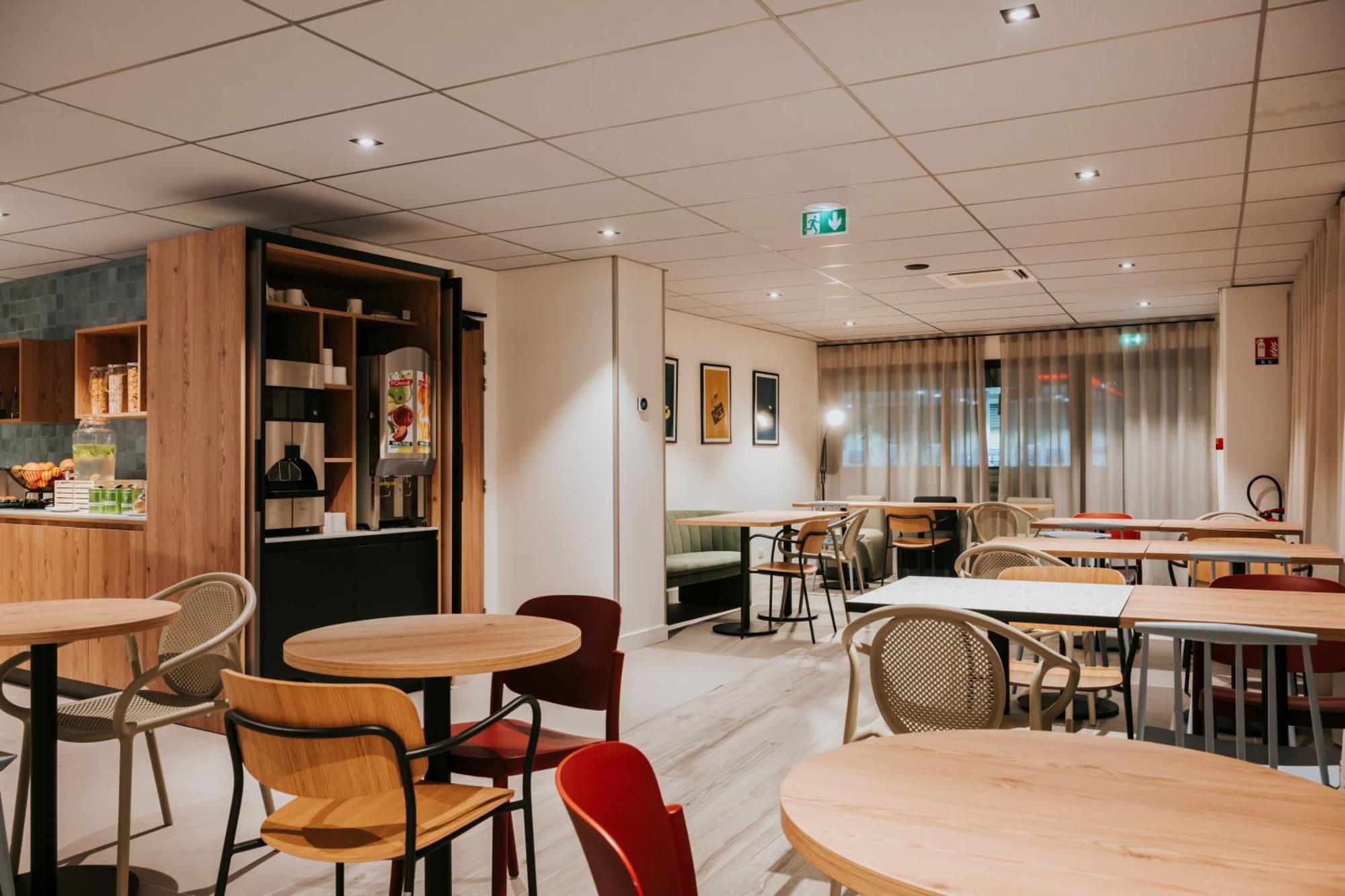 Hotel Ibis Rouen Centre Rive Droite Pasteur Esterno foto